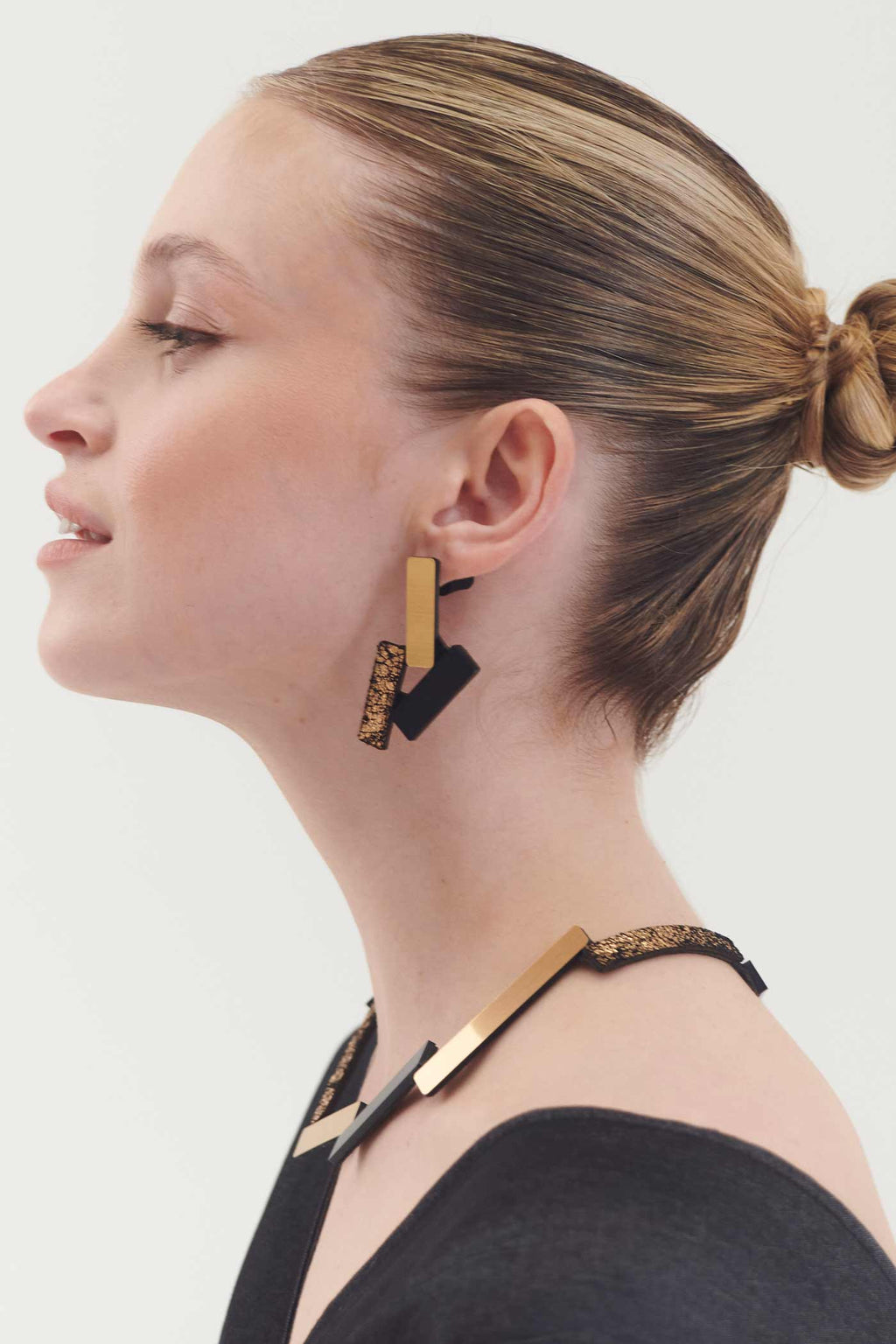 Pendientes Ray Pequeños - Negro/Oro