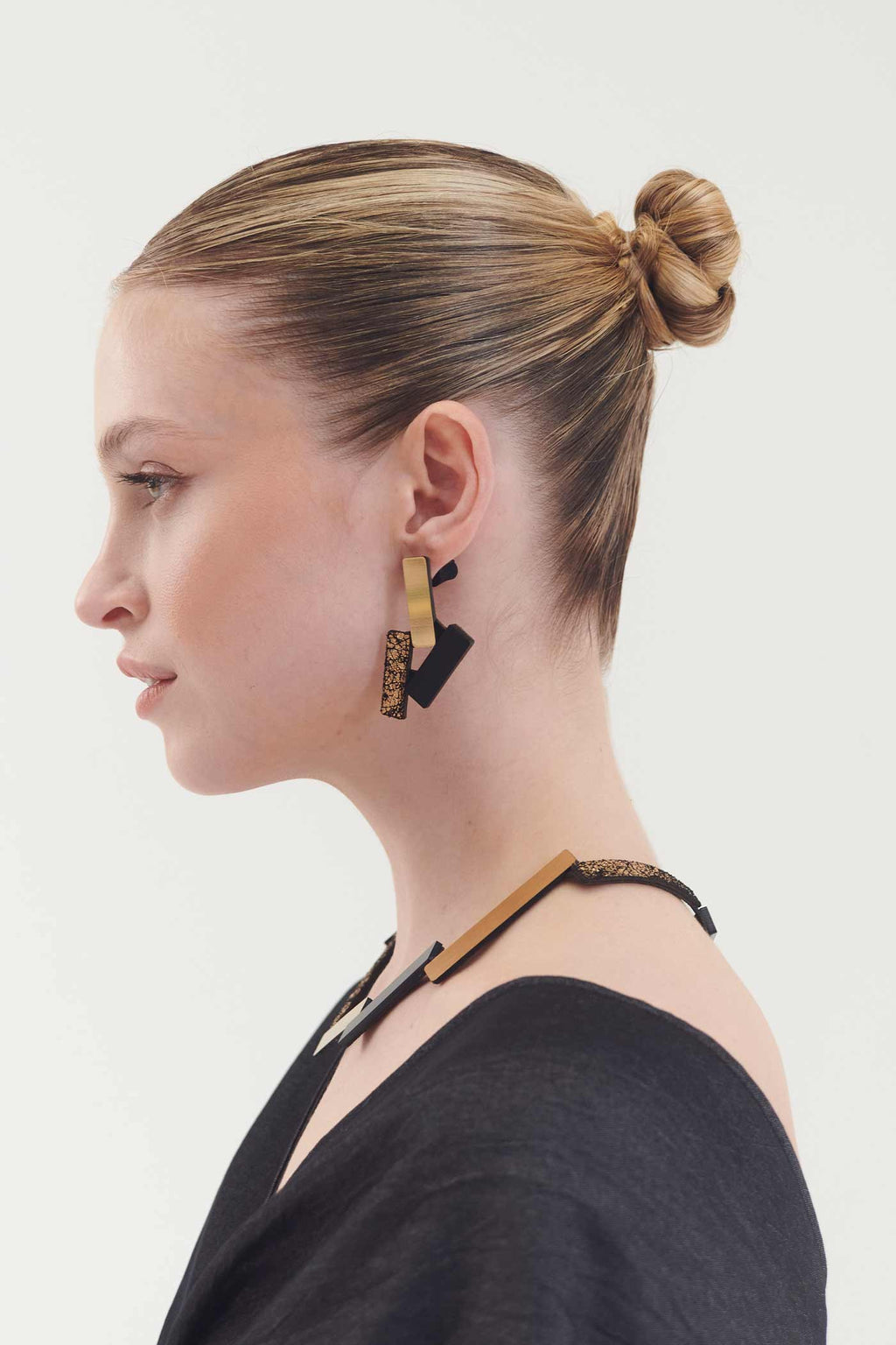 Pendientes Ray Pequeños - Negro/Oro