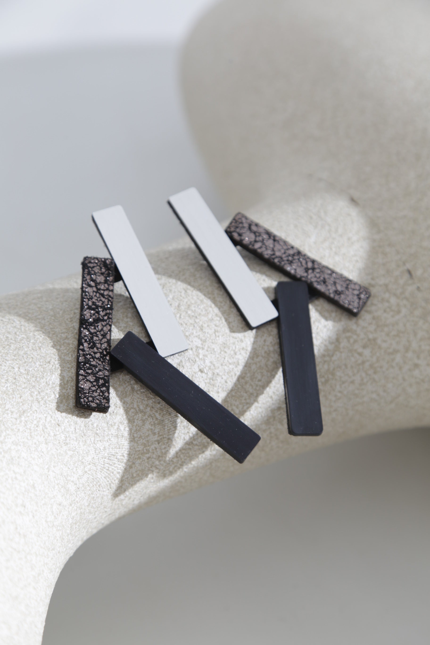 Pendientes Ray Largos - Plata/Negro/Peltre