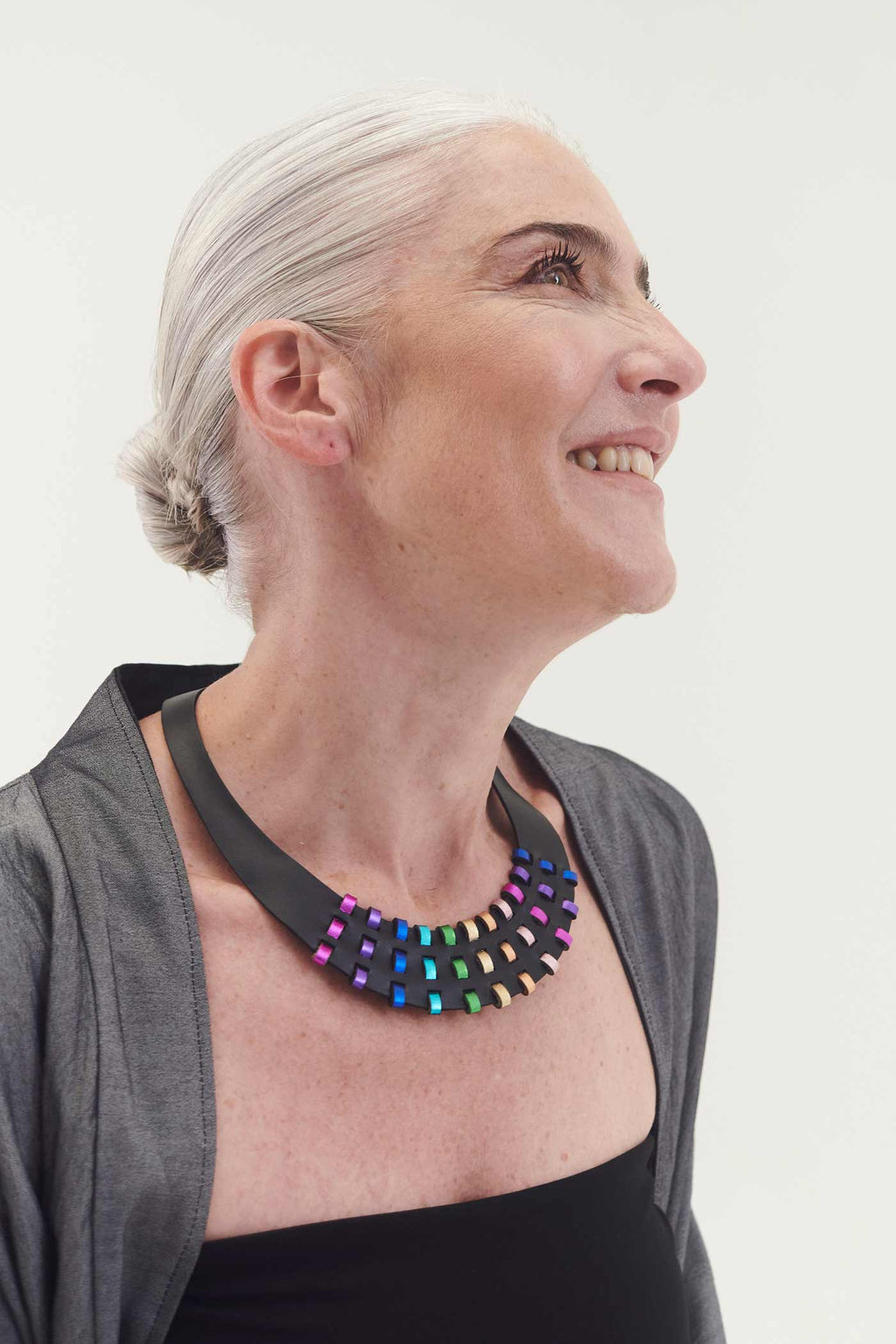 Collar Rainbow Threads 