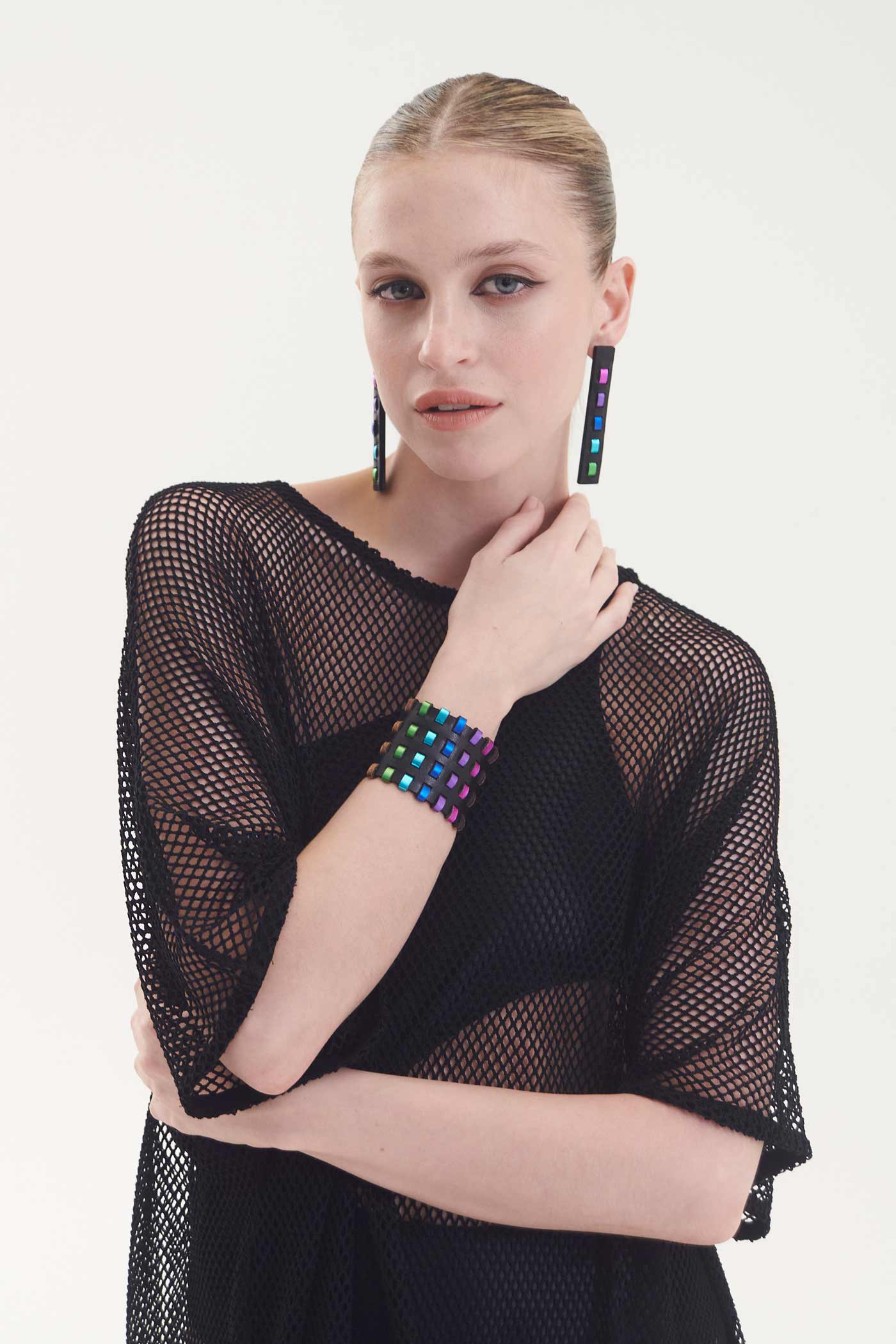 Rainbow Threads Bracelet - Black+Rainbow