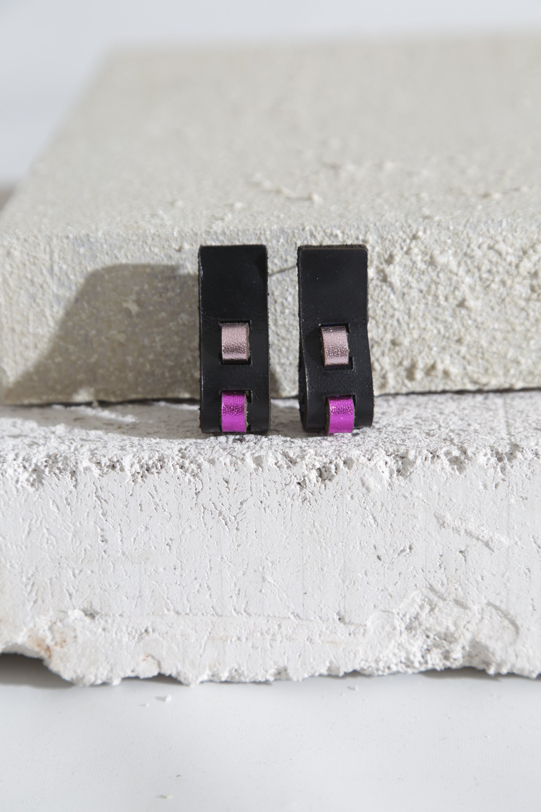 Pendientes Rainbow Hilos - Negro/Colores Cálidos