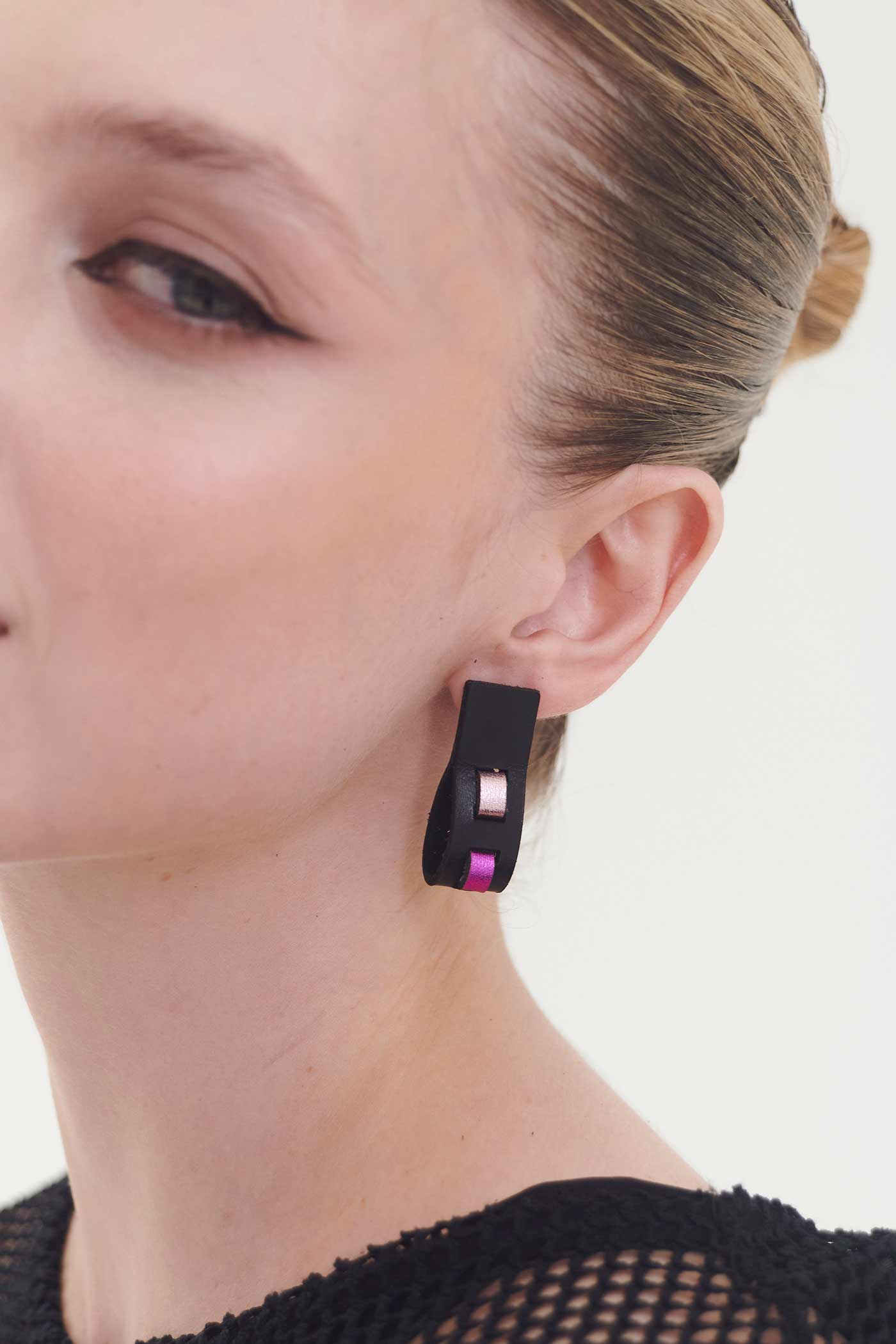 Pendientes Rainbow Hilos - Negro/Colores Cálidos