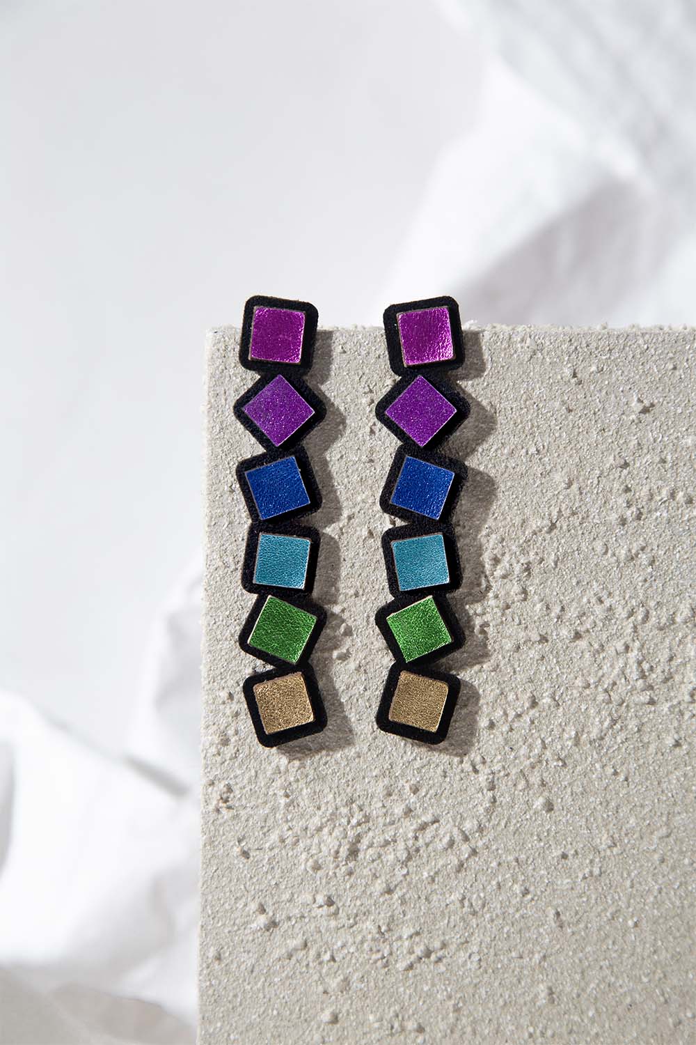 Pendientes Rainbow Cuadrados Largos - Arcoíris