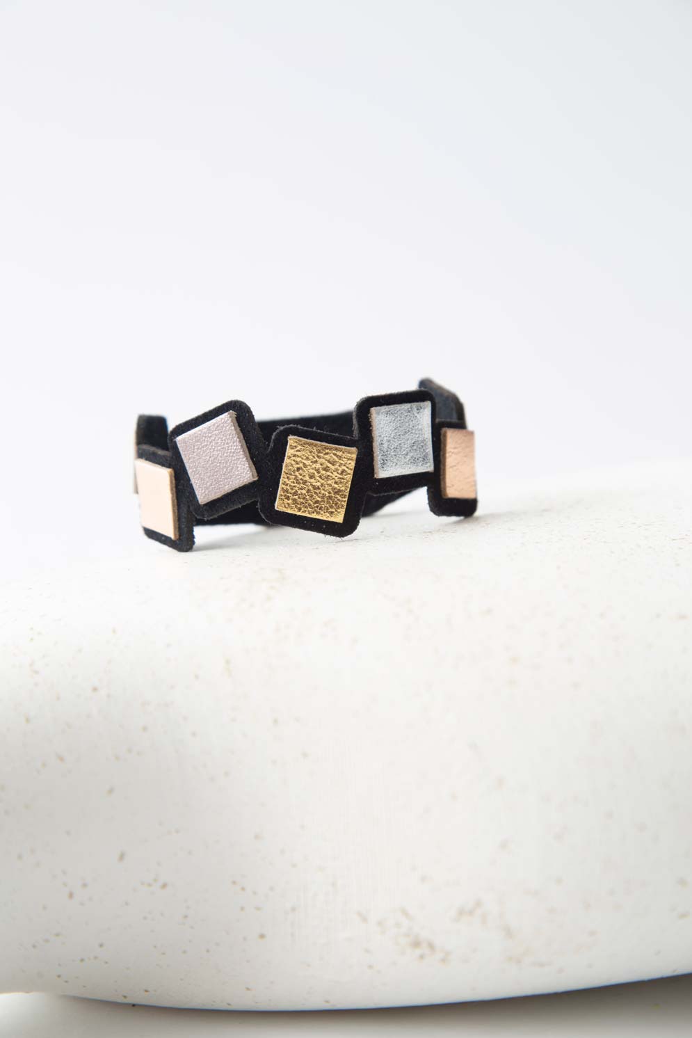 Brazalete Rainbow Cuadrados - Metálico