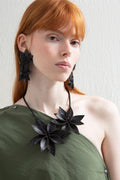 Collier fleur Isabella - Longueur réglable - Noir