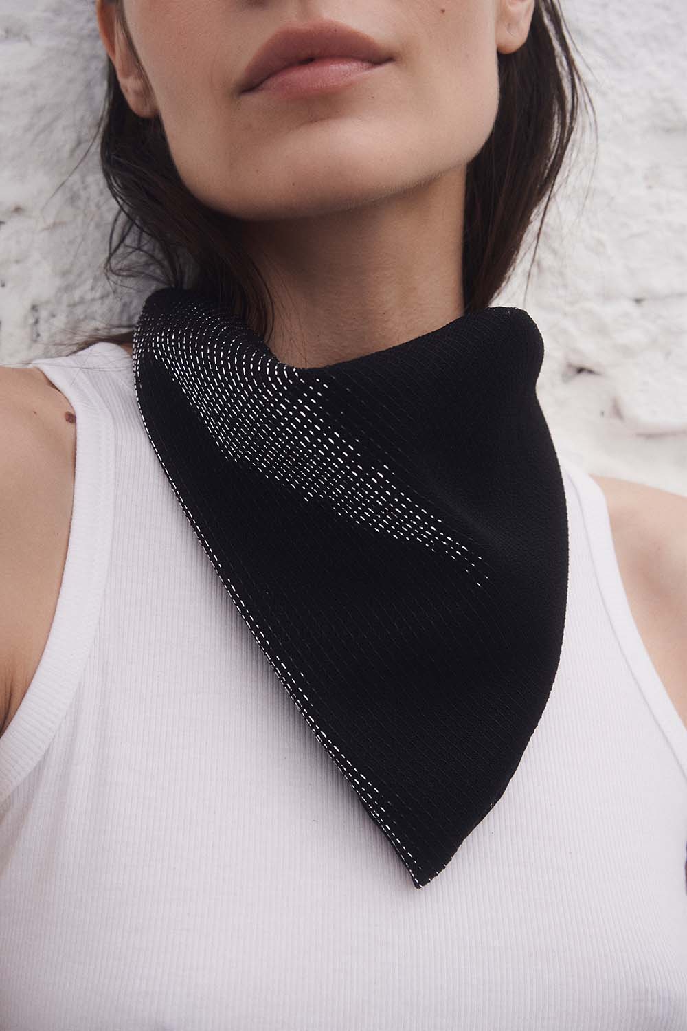 Collar Hikari - Negro