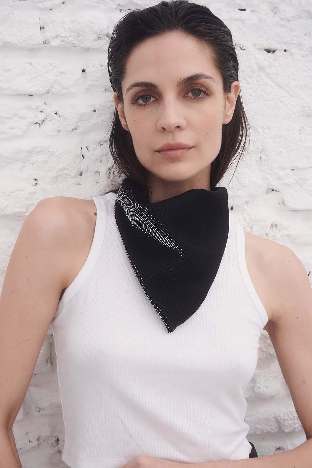 Collar Hikari - Negro